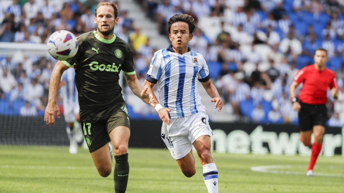 Blind pelea la posesión con Kubo en el estreno liguero del Girona