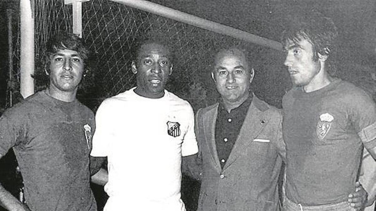 Nino Arrúa, Pelé, Carriega y Violeta, en La Romareda.
