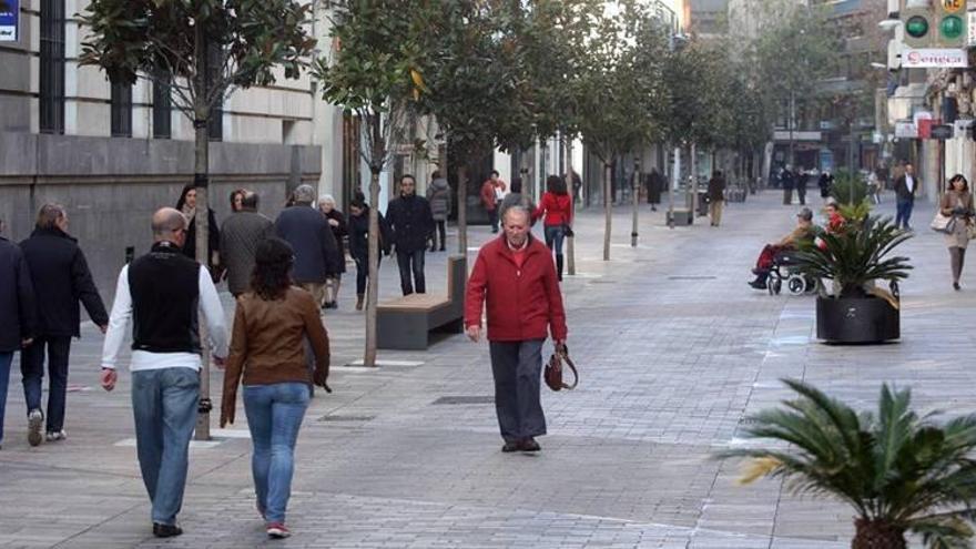 Un tramo de Cruz Conde soportará paso de vehículos