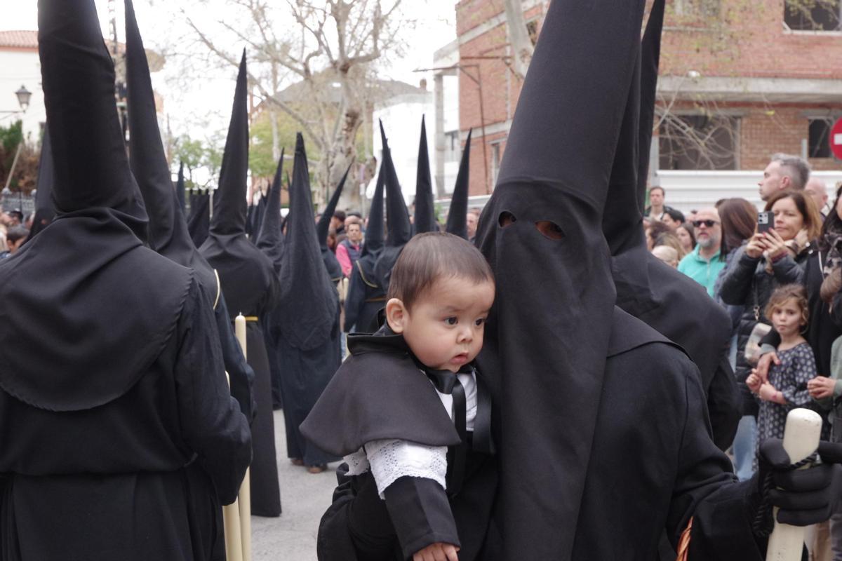 Procesión del Carmen Doloroso desde la parroquia del Corpus Christi