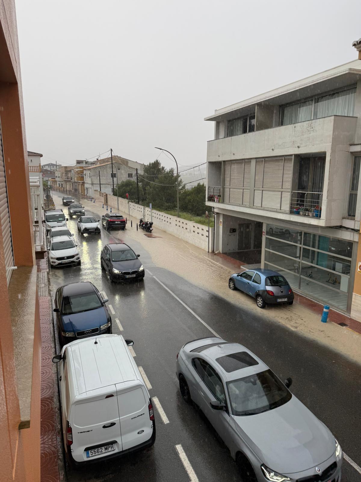 Tramo de calle anegado