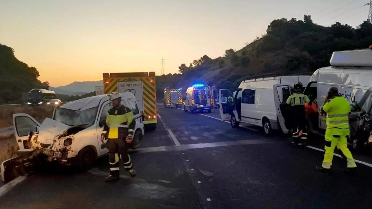Accidente en la AP-7, entre Estepona y Marbella, este julio.