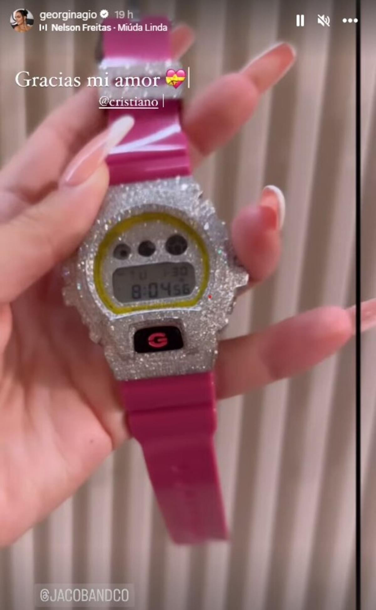 El reloj de 100.000 euros que Cristiano ha comprado a Georgina por su 30 cumpleaños.
