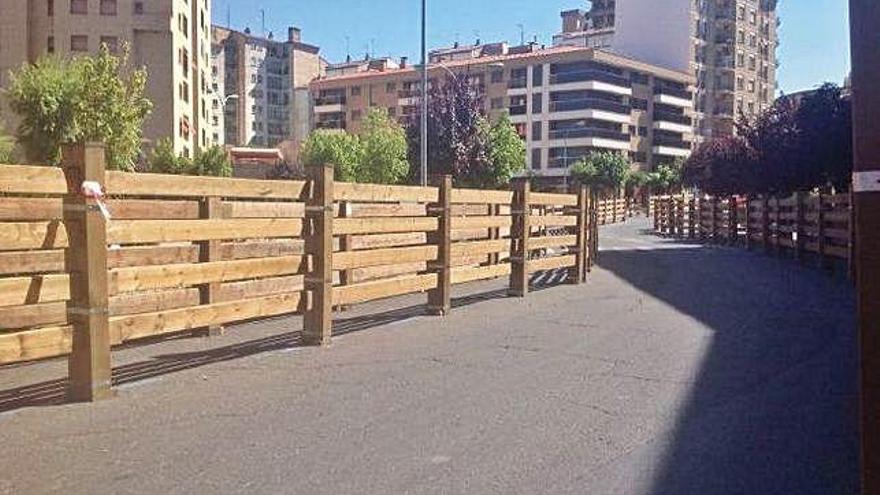 Simulación de un vallado taurino de madera estilo Navarra como el que se colocará en la ciudad.