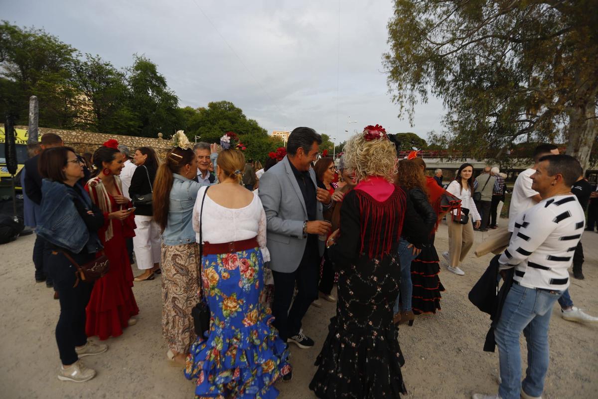 La Feria Andaluza llena de luz y color el Jardín del Turia en València