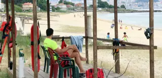 Cangas empieza el día 1 el salvamento con 12 vigilantes diarios y zódiacs en Rodeira y Areabrava