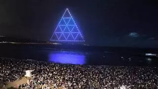 Quevedo anuncia el lanzamiento de su nuevo disco 'El Baifo' con un espectáculo de drones en Las Palmas de Gran Canaria