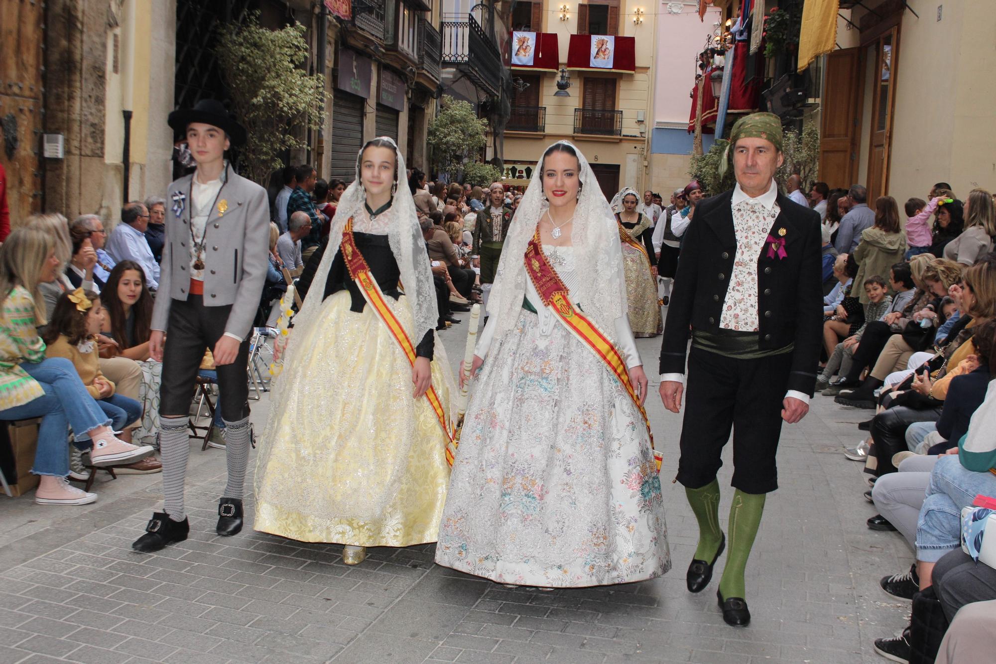 La fuerza de las Fallas en la Procesión de la Virgen (III)