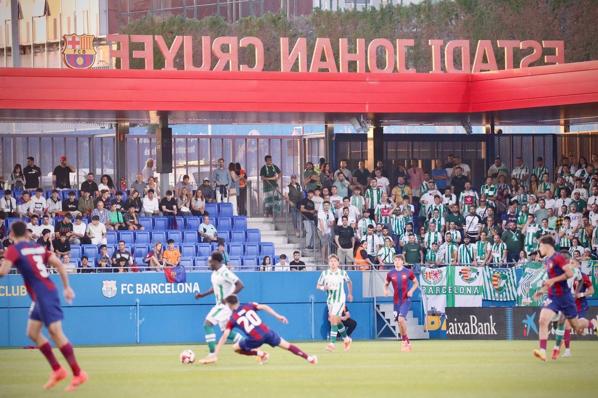 Un sector del Johan Cruyff, junto al de la afición del Córdoba, se veía vacío durante el encuentro.