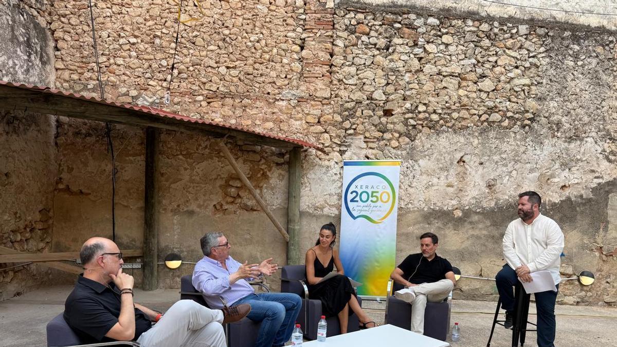 Un momento de la primera charla de Xeraco 2050.