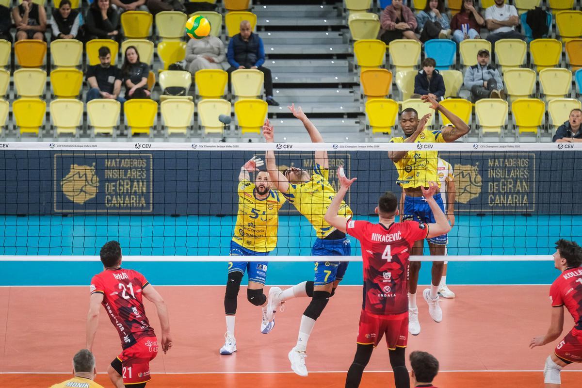 Partido Guaguas-Praga de Champions League