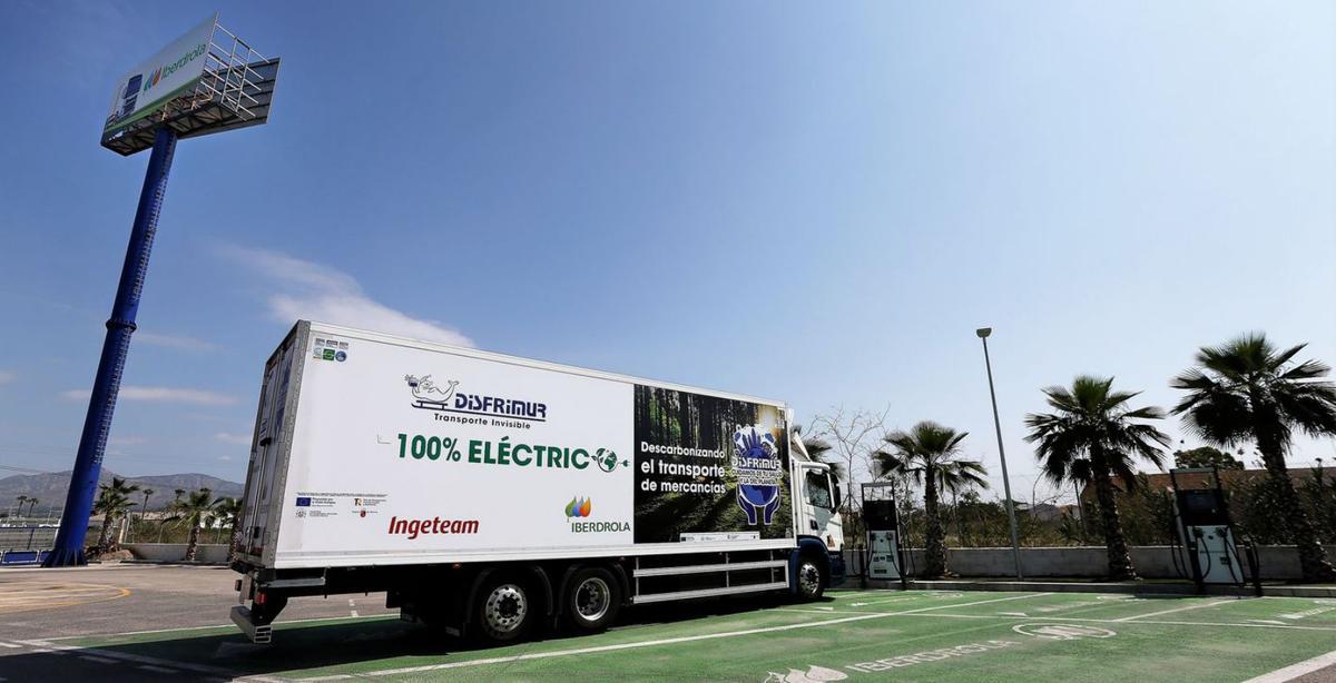 Uno de los camiones eléctricos de Disfrimur que dio la vuelta al mundo. | DISFRIMUR