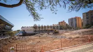 Desaparece el ‘mamotreto’ de Tomé Cano para dar paso al Palacio de Deportes de Santa Cruz