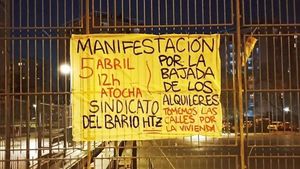 Mnifestación viivenda digna  en Hortaleza