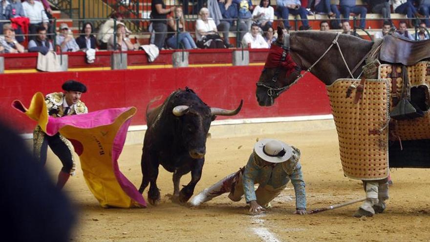 Un ángel y un demonio en el purgatorio de La Misericordia