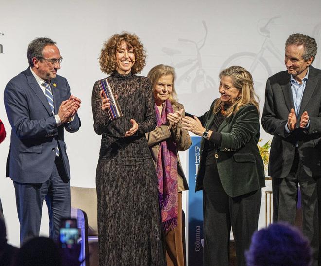 Agnès Marquès recull el Premi Ramon Llull