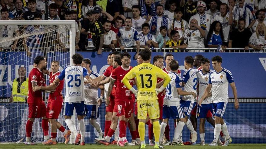 Sergio Escudero, sobre el incidente con Sergio Moreno: "Hay que respetar al Real Zaragoza, que para eso somos un equipo histórico"