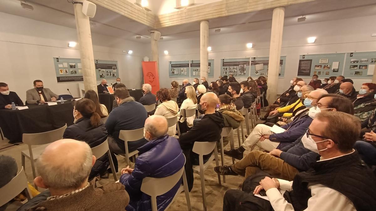 El acto de presentación ayer en el Espai Fuster.