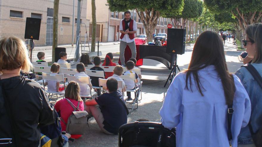 La Fira del Llibre de Onda arranca con talleres, cuentacuentos y firmas