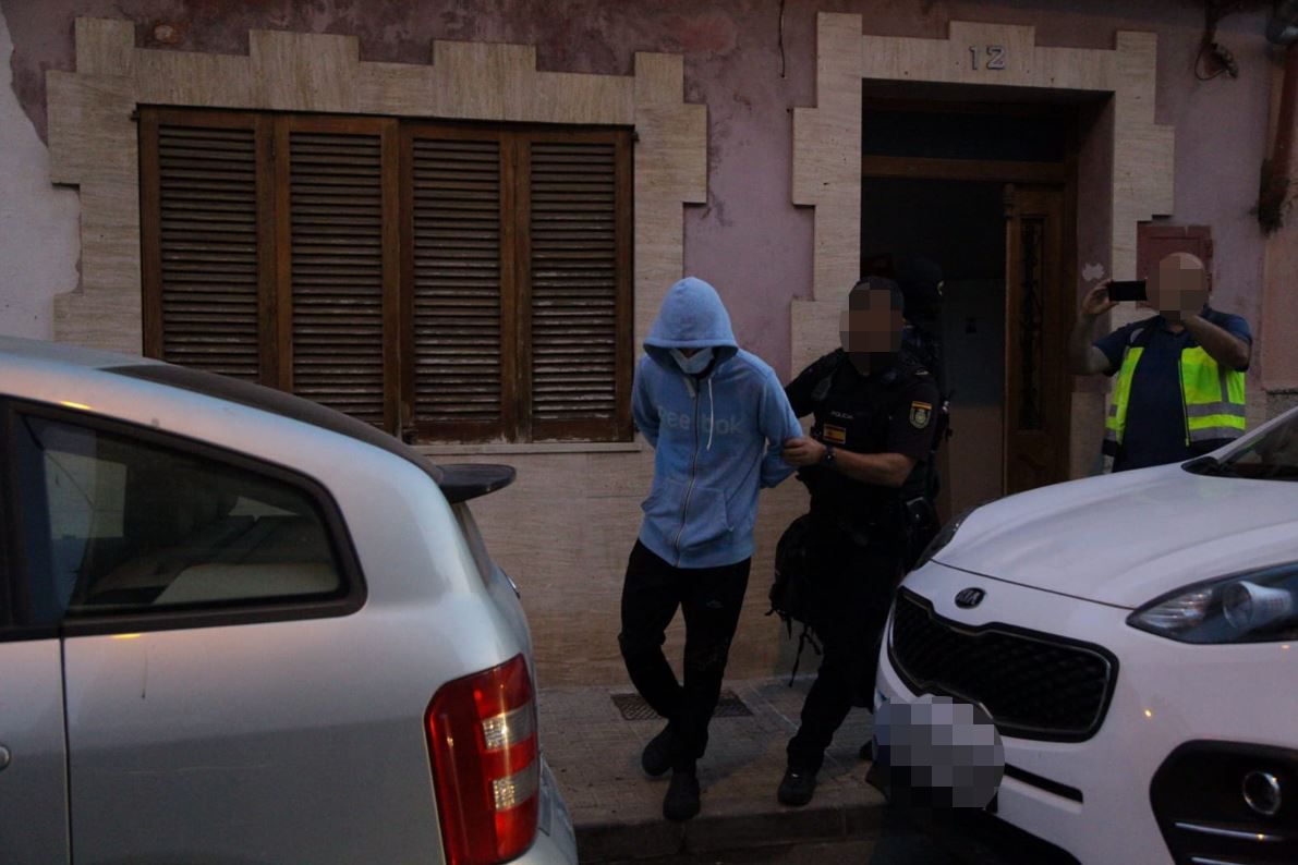 La Policía Nacional toma varias calles de la Soledat y Son Gotleu en una gran operación antidroga