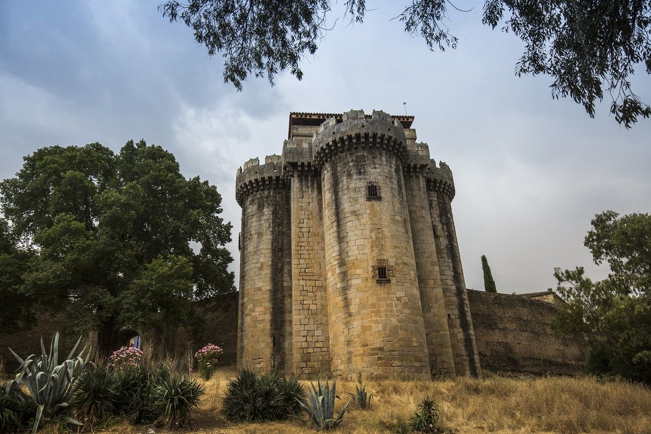 Los pueblos abandonados más espectaculares de España y uno de ellos está en Extremadura