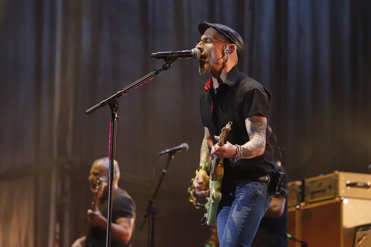 El concierto de Fito y los Fitipaldis, en imágenes