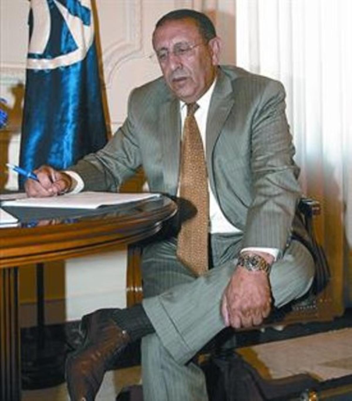 Youssef Amrani, en su despacho de la UpM en Barcelona, ayer.