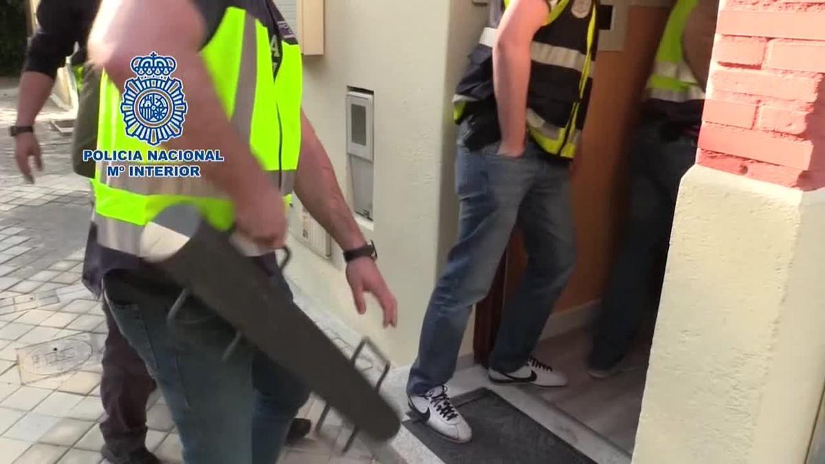 La Policía Nacional ha detenido en Madrid, Barcelona, Pamplona y Mallorca a doce ciudadanos colombianos.