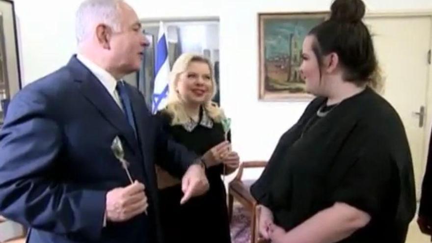 Netanyahu hace el baile de la gallina