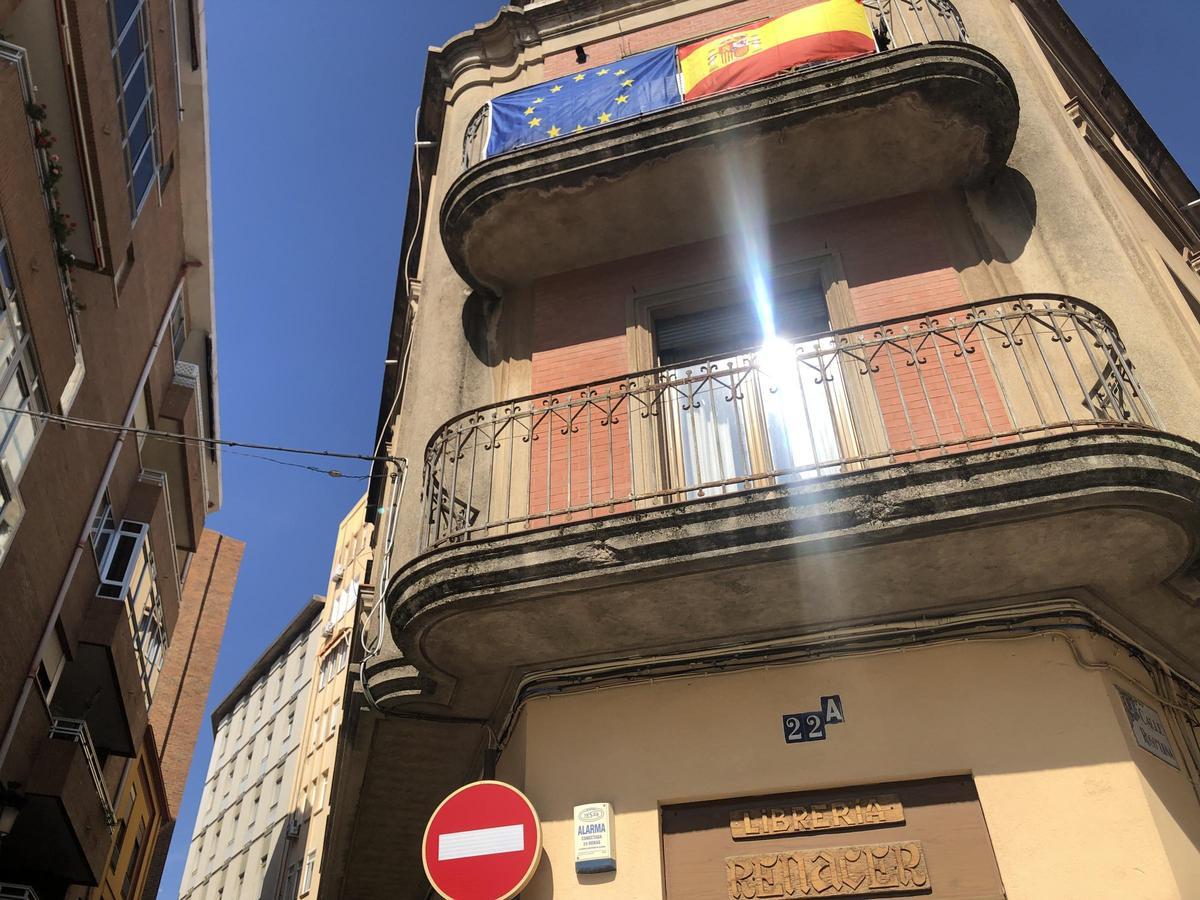 Imagen de la calle Clavellina de Cáceres.