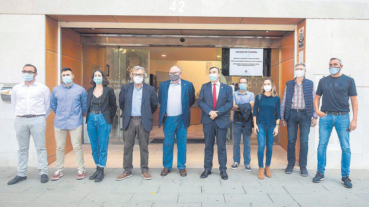 Los representantes médicos quisieron dar una imagen de unidad ante la huelga que han convocado para el próximo martes.