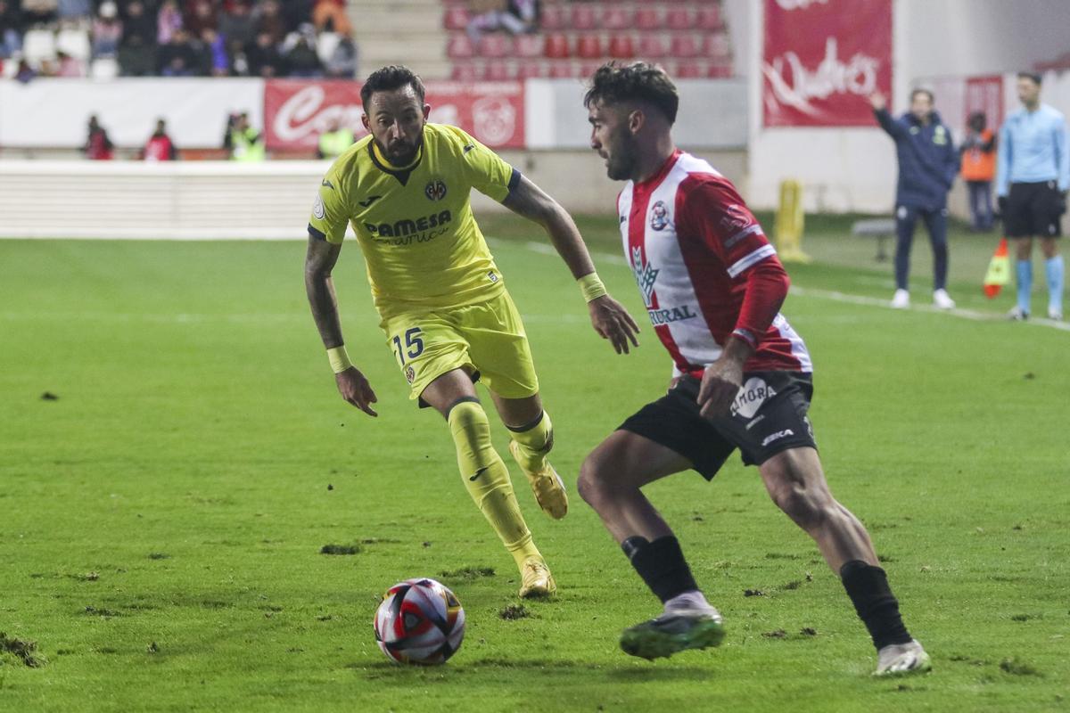 El Racing C. Villalbés y el Zamora se reparten los puntos en un partido sin  goles (0-0)