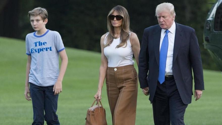 Melania Trump se muda por fin con su hijo a la Casa Blanca