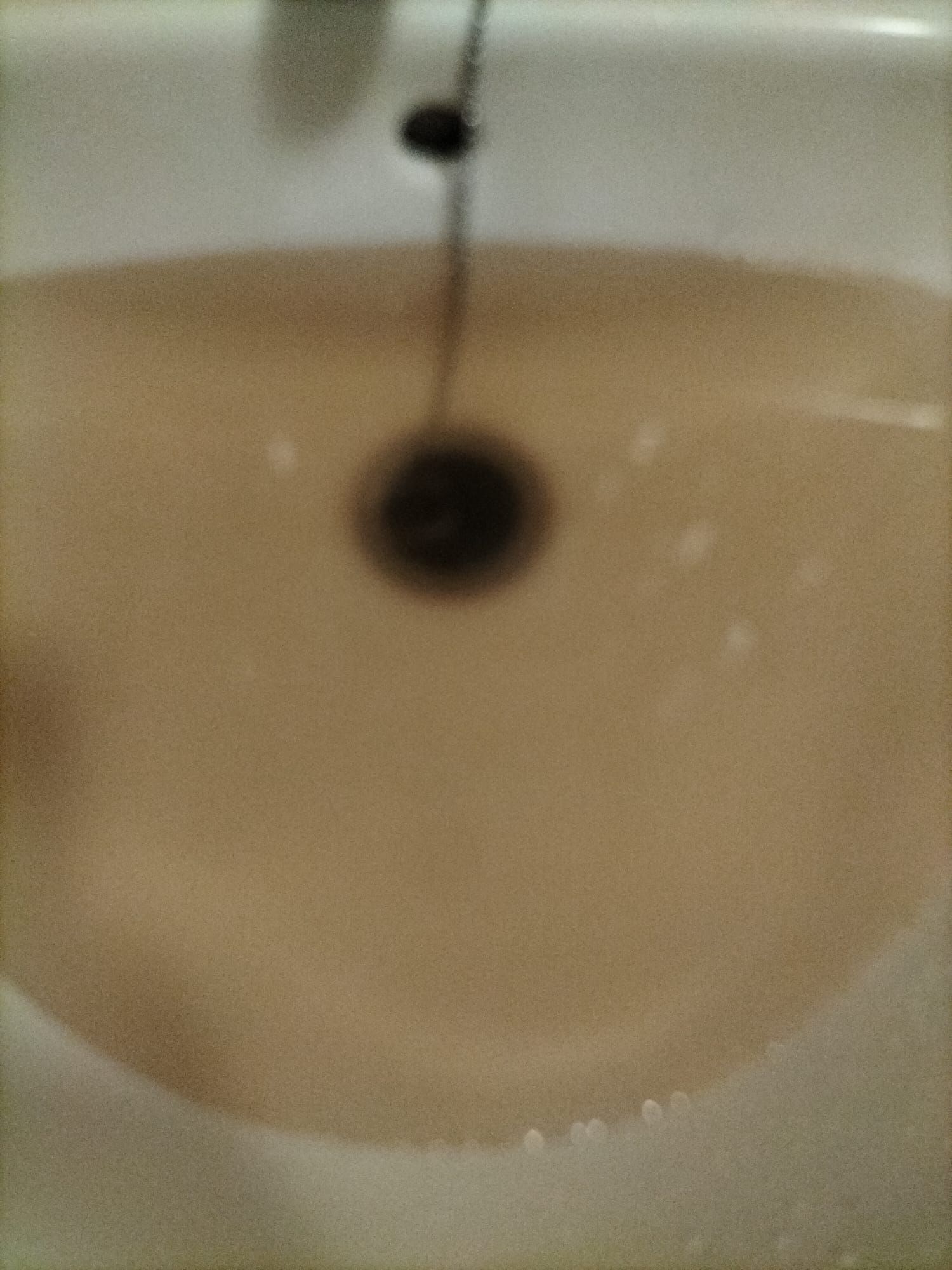 FOTOGALERÍA | Así sale el agua del grifo en Nuñomoral