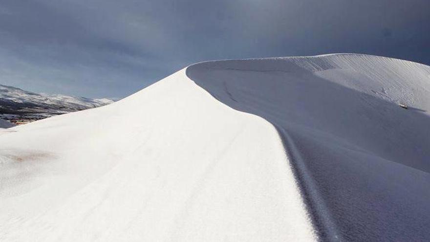 Les dunes completament nevades.