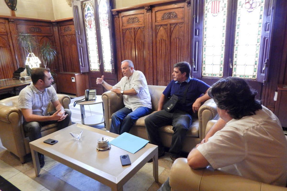 UGT presenta a l’Ajuntament de Terrassa el 15è congrés del sindicat a Catalunya.