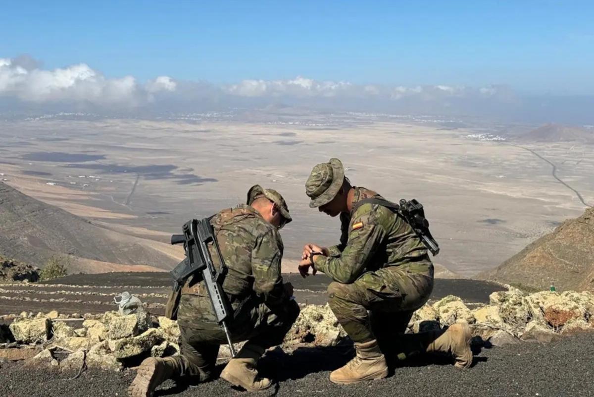 El Grupo Táctico 'Canarias' se despliega en Lanzarote para realizar operaciones de vigilancia y presencia en la isla