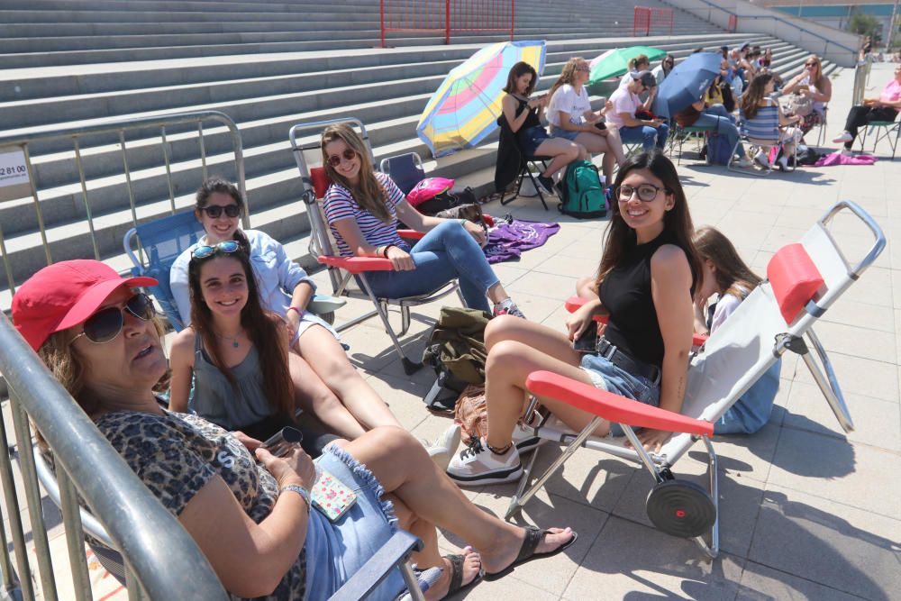 Colas para el concierto de OT en Málaga.