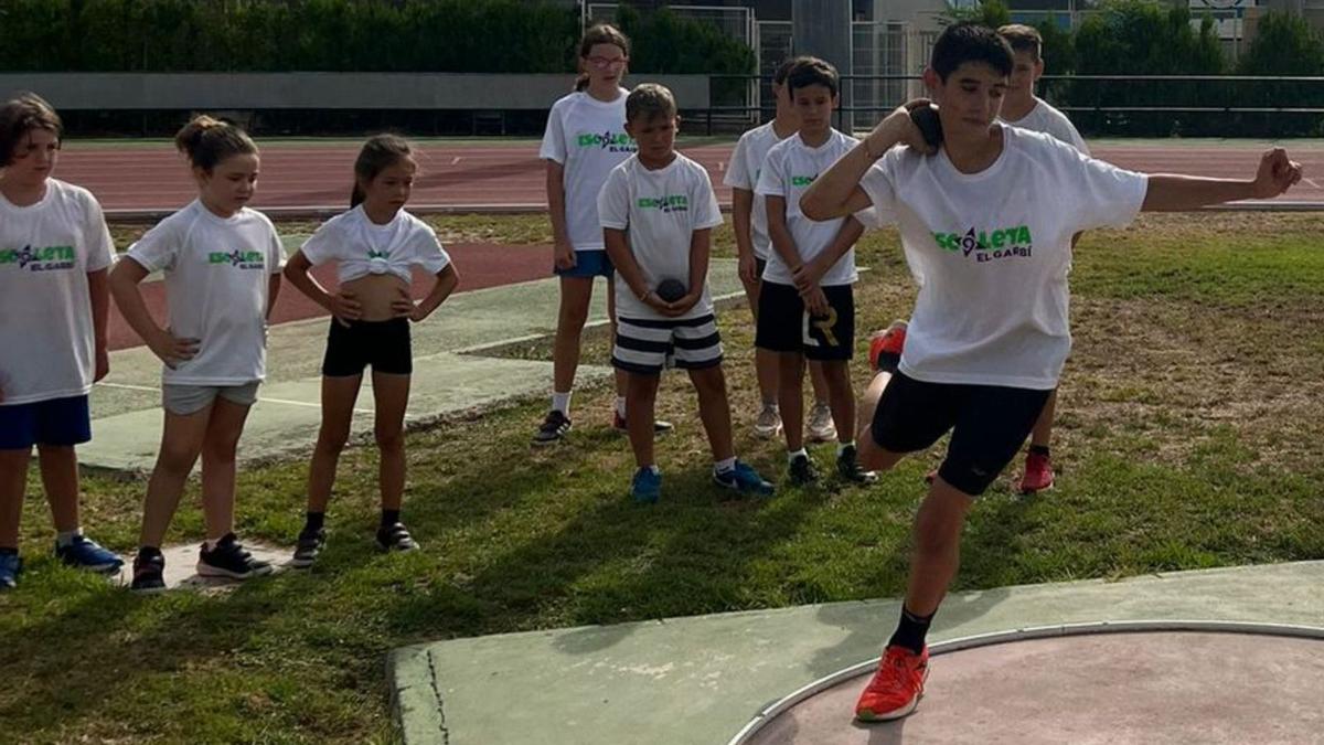 Atletismo  Escuela de Verano del CC El Garbí