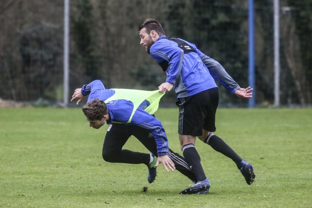 Entrenamiento del Real Oviedo en El Requexón