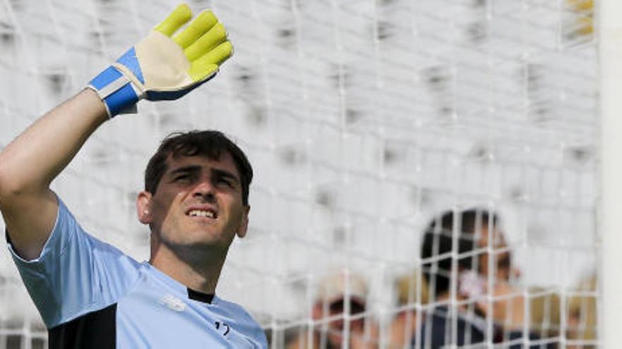 Guiño de Casillas al Levante