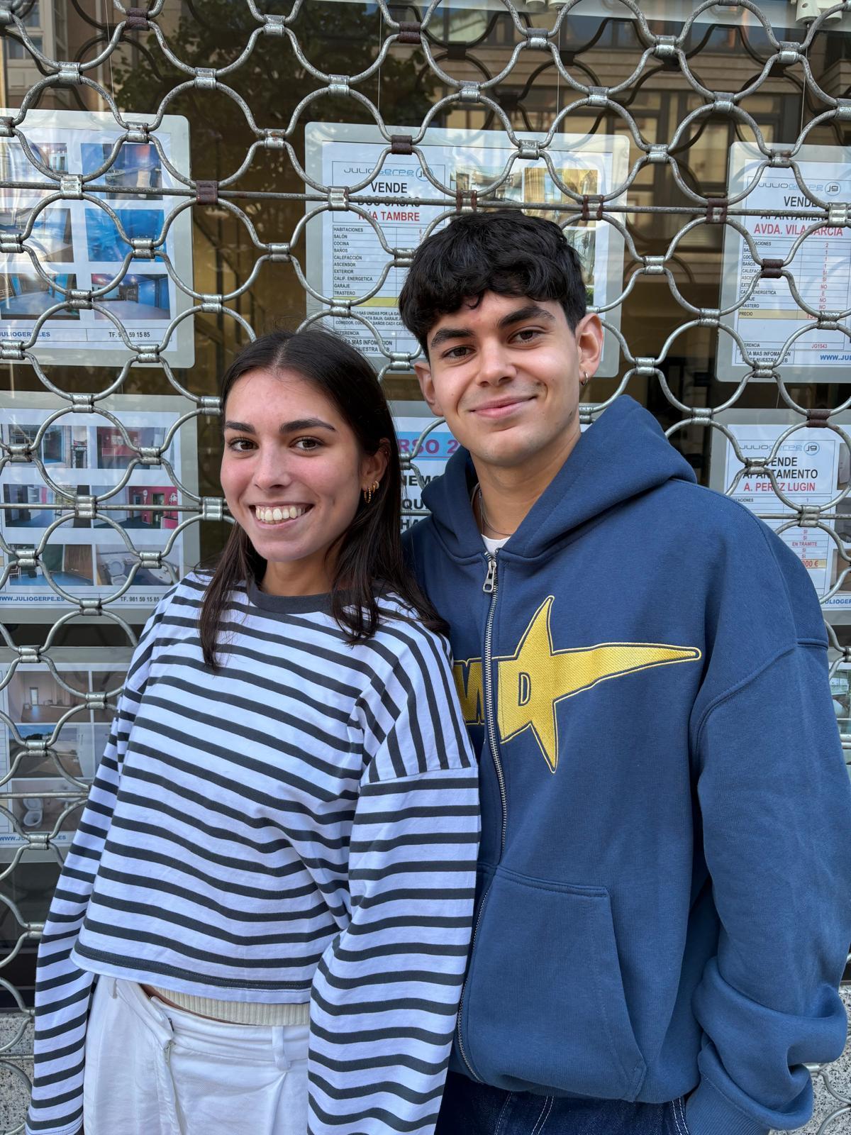 Uxia Lorenzo y Ian Gómez van a vivir juntos el próximo curso, junto a otra compañera.