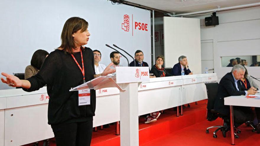 Armengol tilda de &quot;error&quot; que el congreso del PSOE no sea hasta junio