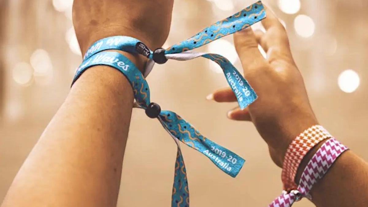 Una entitat de la Festa Major s'endurà els beneficis de les polseres