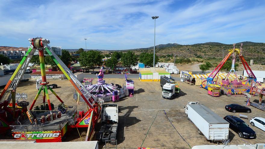 Pregón, fuegos y música abren en Plasencia la primera feria tras el covid