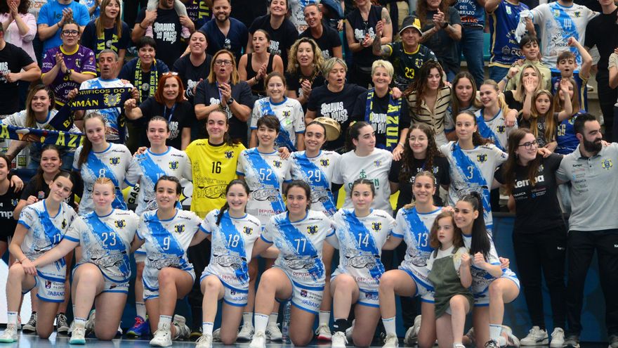 El Balonmán Cangas-Tapería Dos Chata se queda a las puertas del ascenso a Primera Autonómica femenina