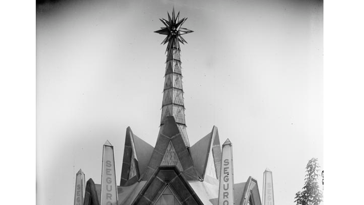 El pabellón del Banco Vitalicio de la Exposición Universal de 1929, diseñado por Josep Bonet i Garí El pabellón del Banco Vitalicio de la Exposición Universal de 1929, diseñado por Josep Bonet i Garí