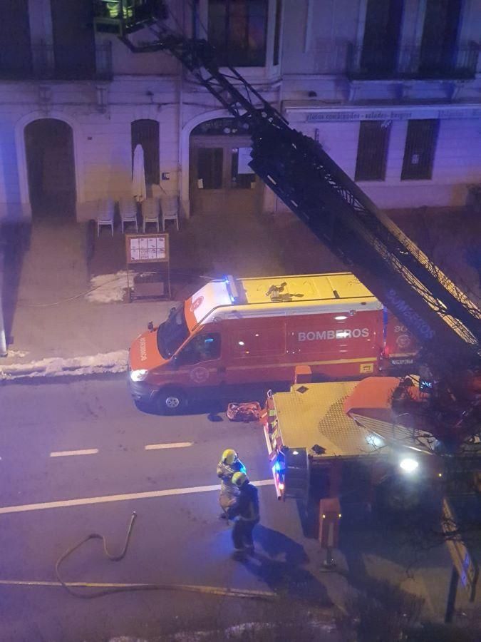 Incendio en el edificio del Pilgrim de Jaca