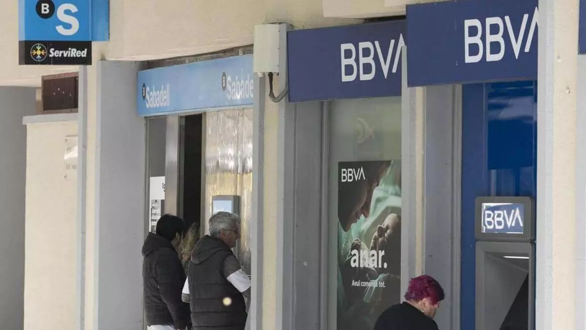 La Cambra de Sabadell pide participar del nuevo test de mercado de la opa del BBVA para defender a las pymes del Vallès