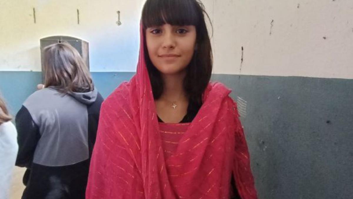 La joven que narró el testimonio de una niña yemení Nada Al-Adlr.
